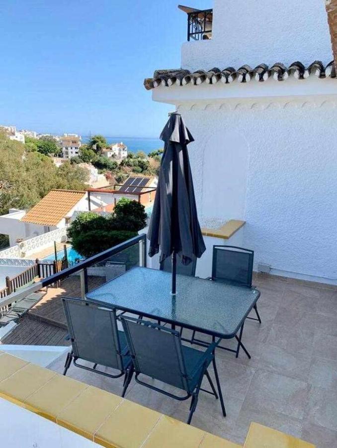 VillaEscondidaApartamento en chalet con vista abierta al mar Málaga Esterno foto