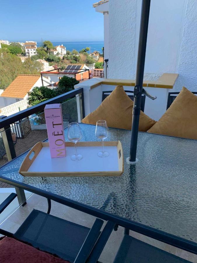VillaEscondidaApartamento en chalet con vista abierta al mar Málaga Esterno foto