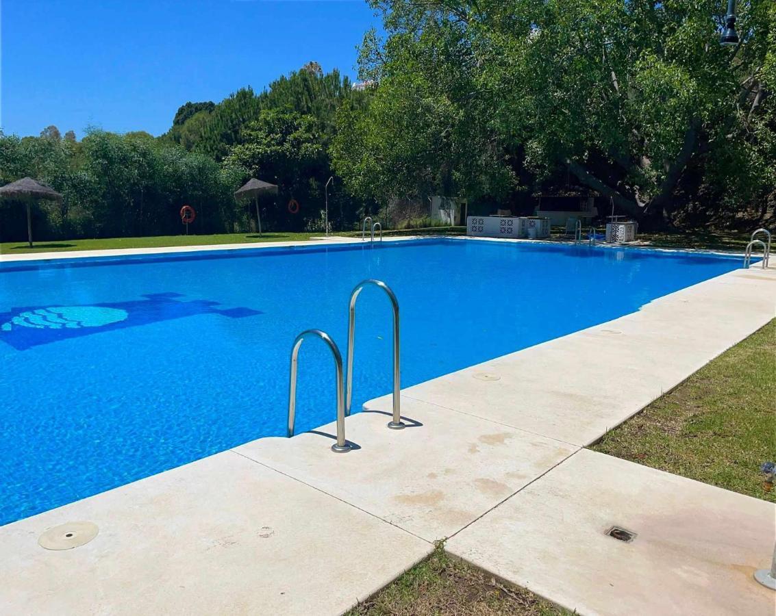 VillaEscondidaApartamento en chalet con vista abierta al mar Málaga Esterno foto