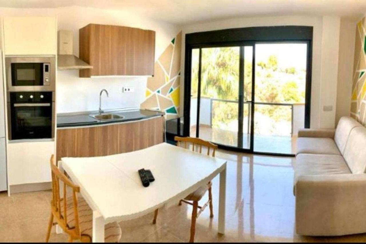 VillaEscondidaApartamento en chalet con vista abierta al mar Málaga Esterno foto